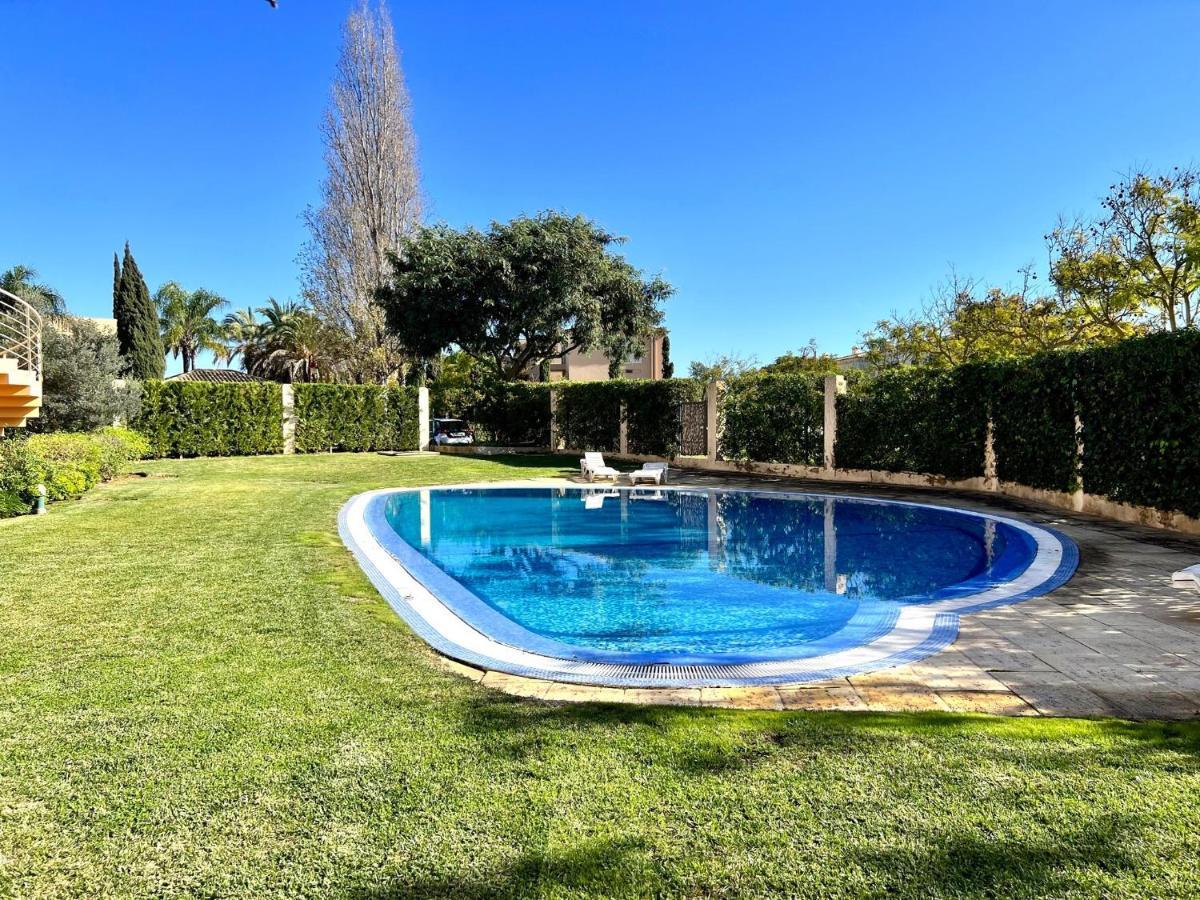 Paradise With Pool By Homing Apartment